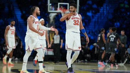 kaiyun-勇士惜败尼克斯，三人20+难阻失利，开拓者躺赢