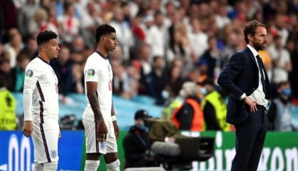 梁宏业：黄金一代英格兰队都带不动熊帅索斯盖特